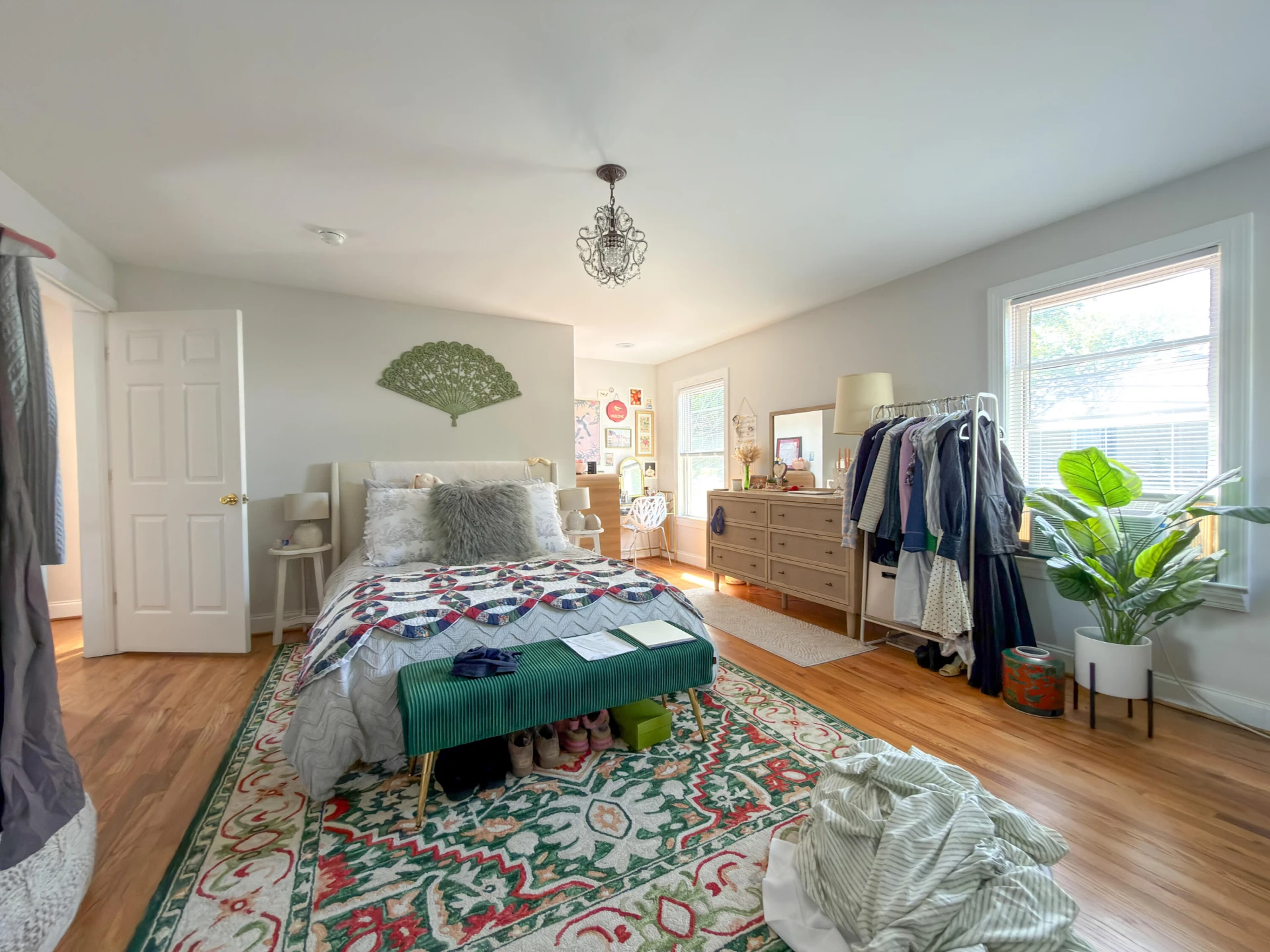 110 E HENRY St - Photo 22