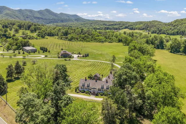4301 Longdale Furnace Rd, Clifton Forge, VA, 24422