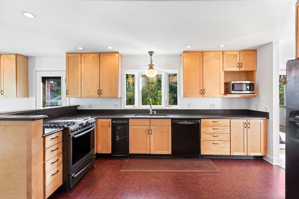 125 NICHOLAS Ln - Photo 15