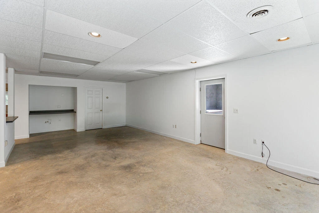 125 NICHOLAS Ln - Photo 43