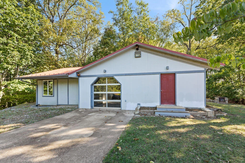 125 NICHOLAS Ln - Photo 56