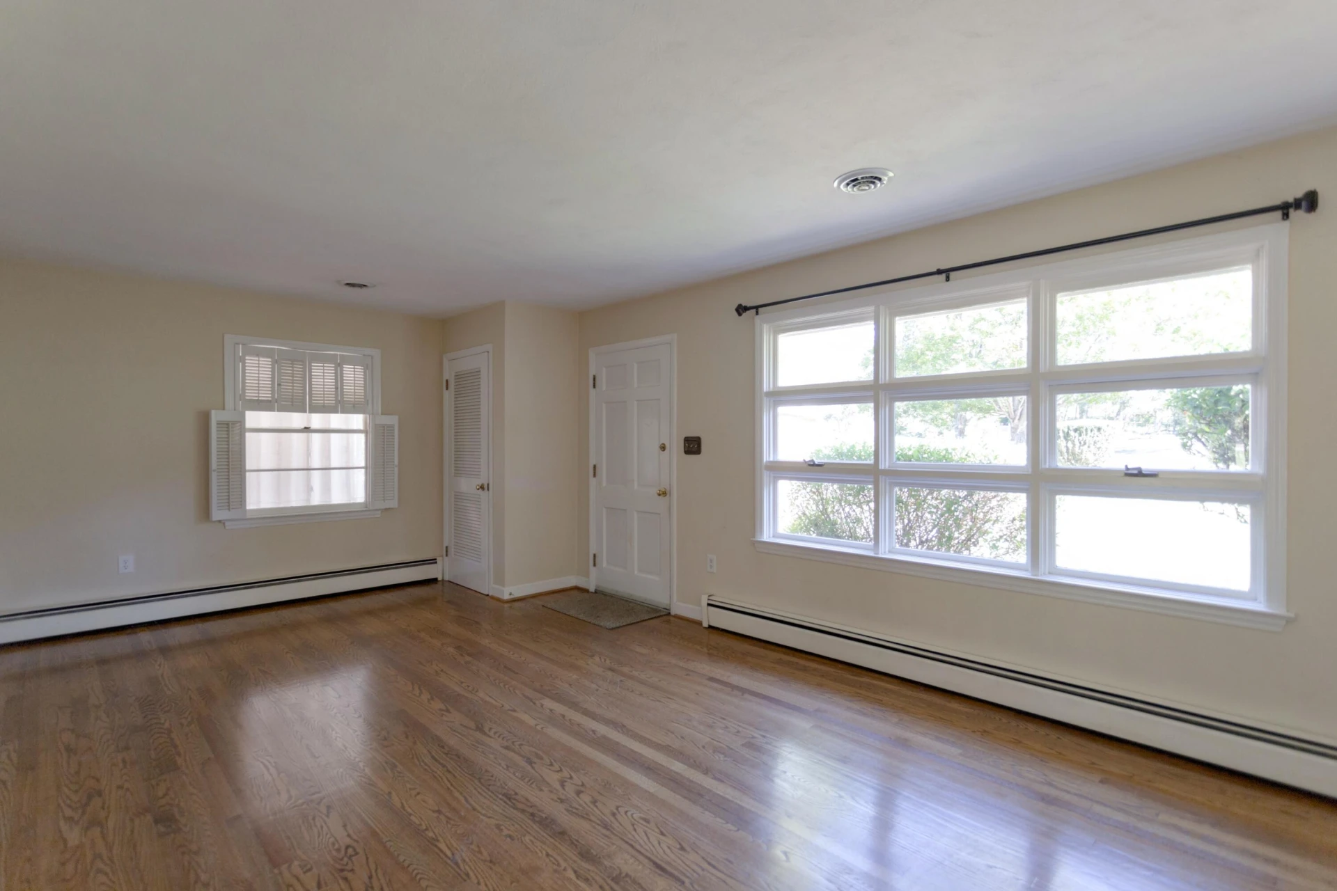 904 Ruffner Pl - Photo 3