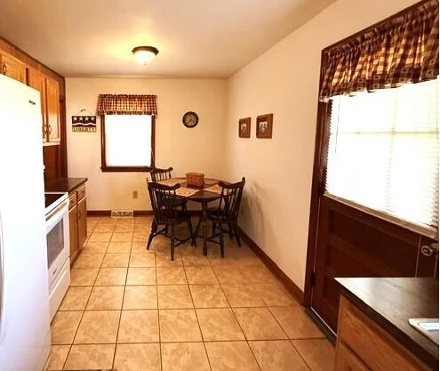 236 W Phillip St - Photo 5