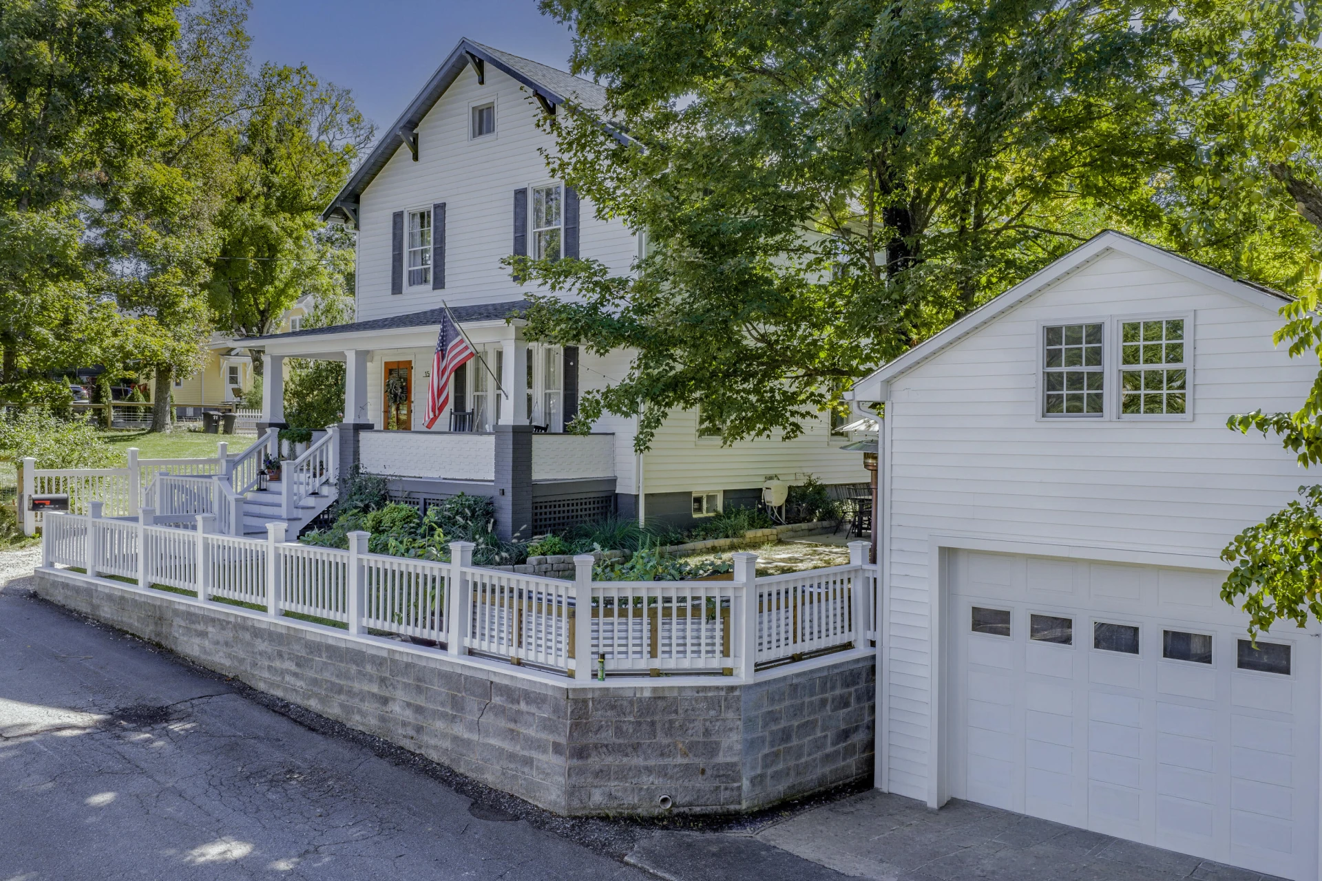 15 WESTSIDE Ct - Photo 4