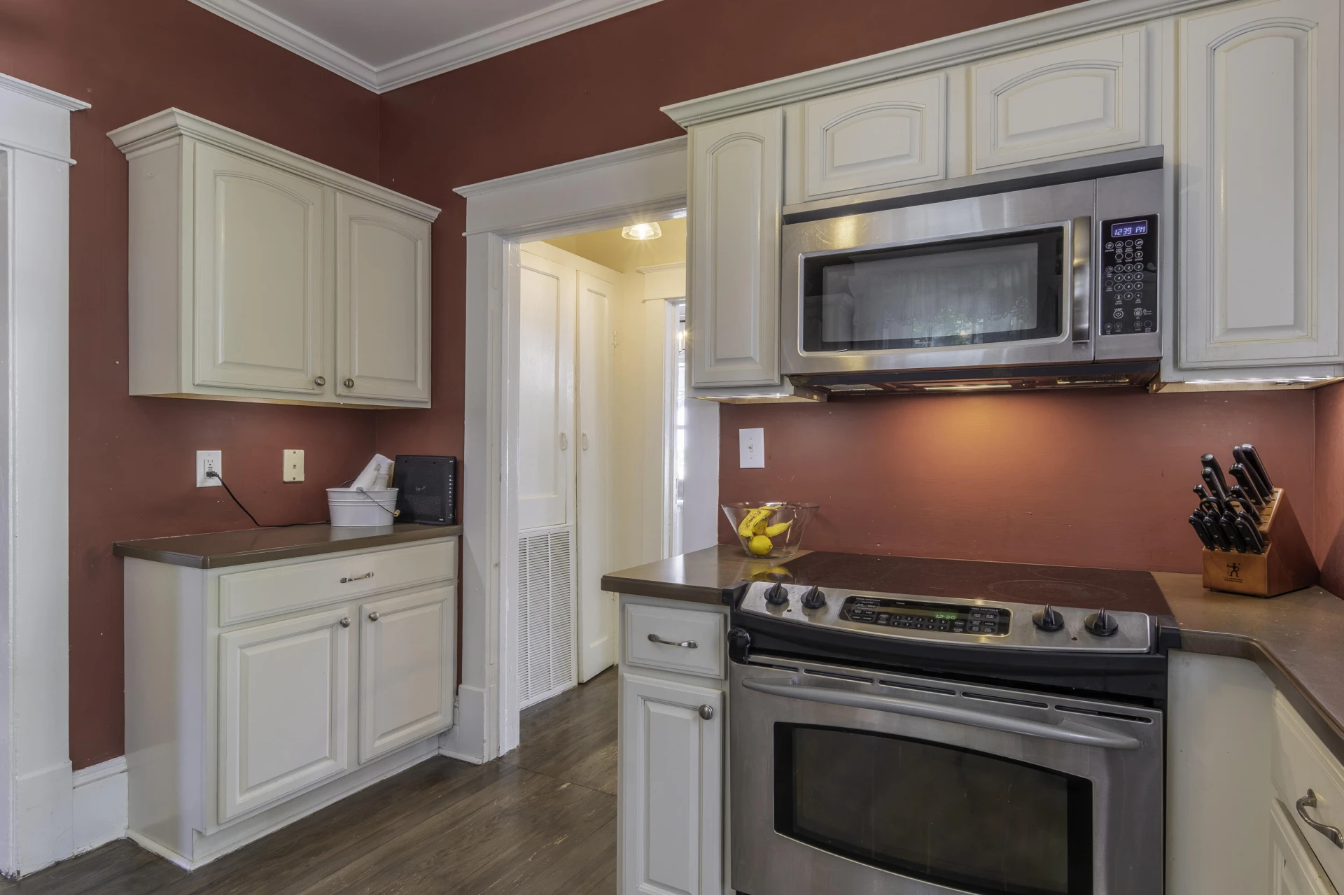 15 WESTSIDE Ct - Photo 18