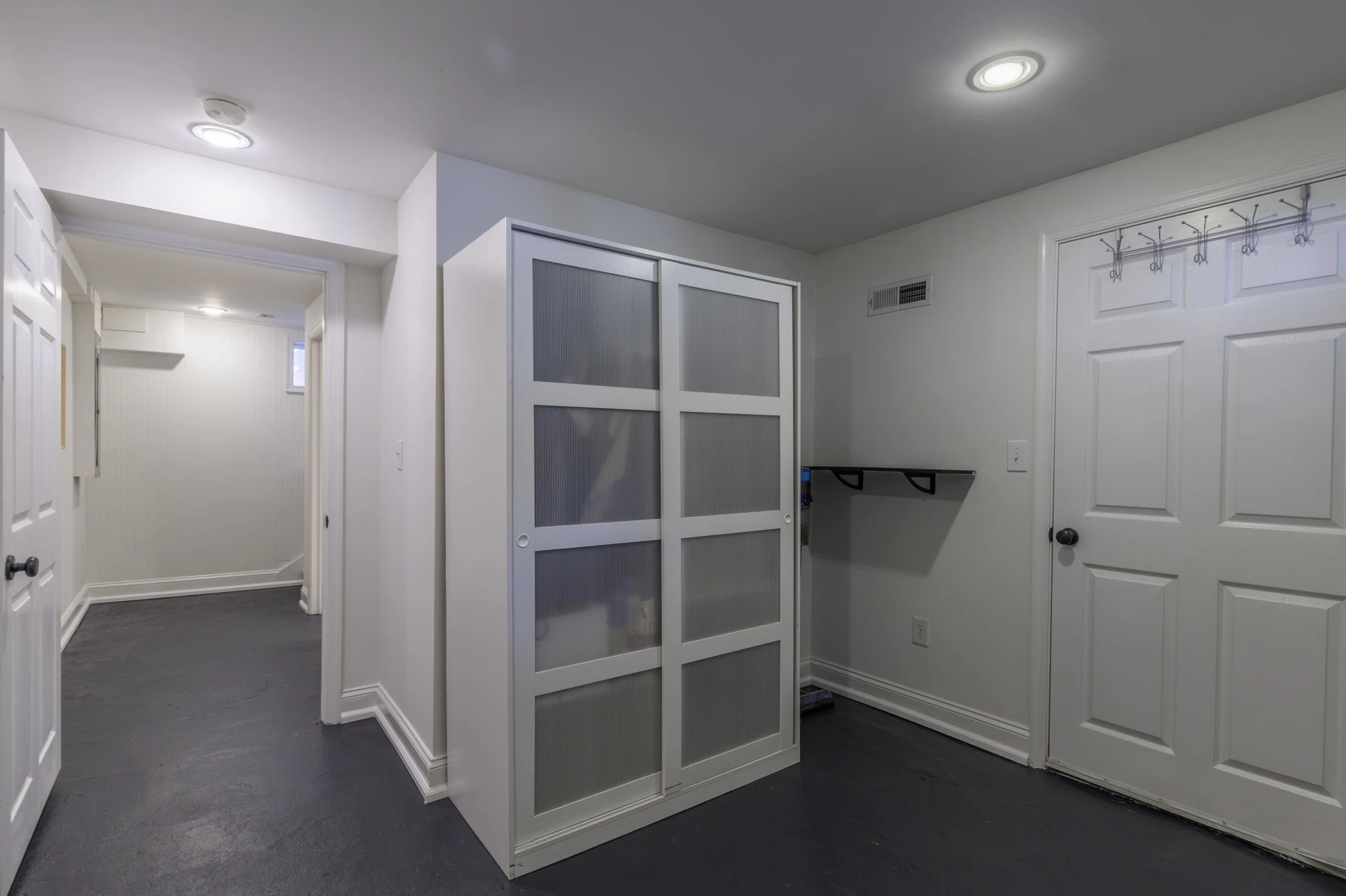 15 WESTSIDE Ct - Photo 41