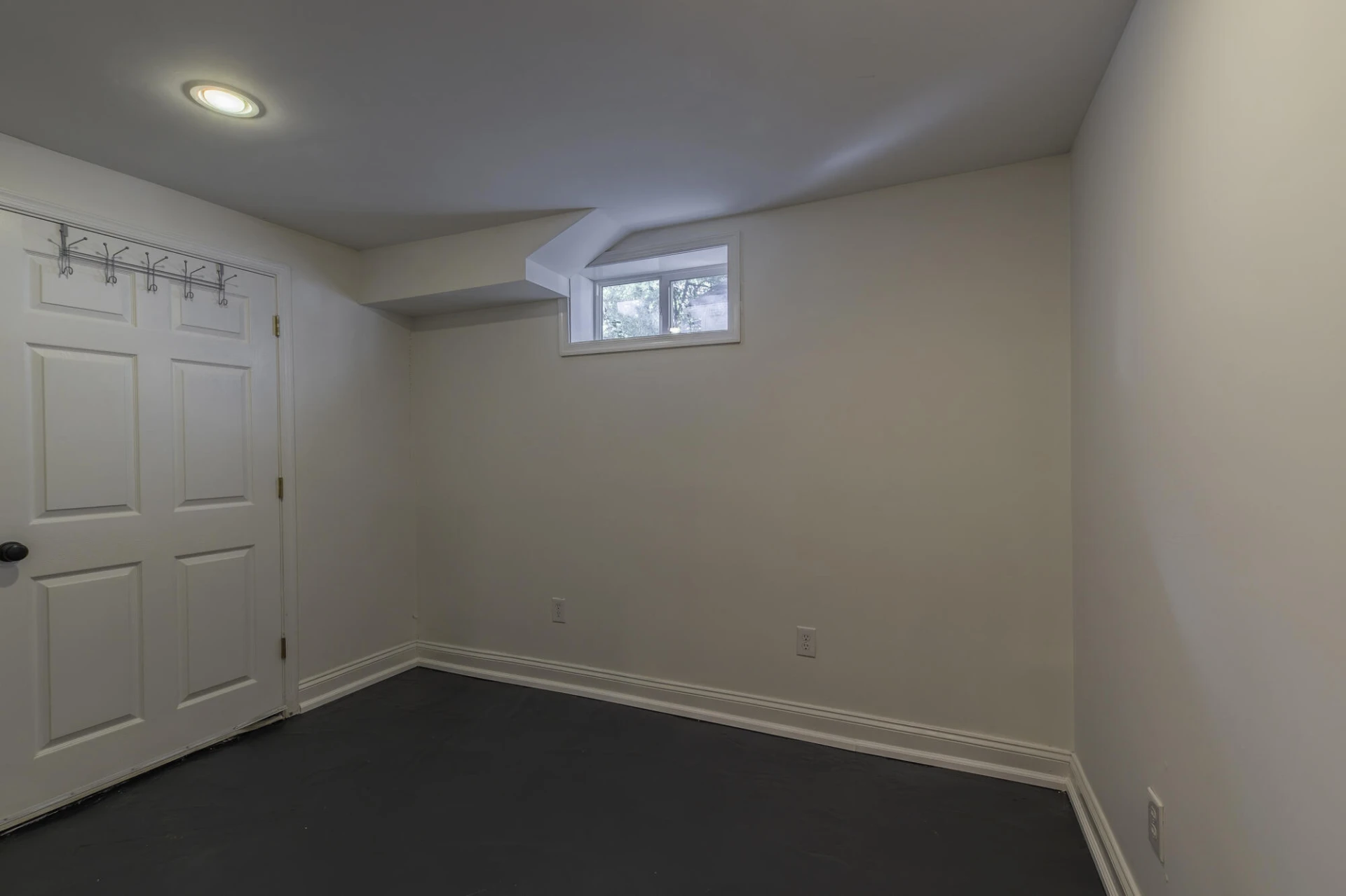 15 WESTSIDE Ct - Photo 42