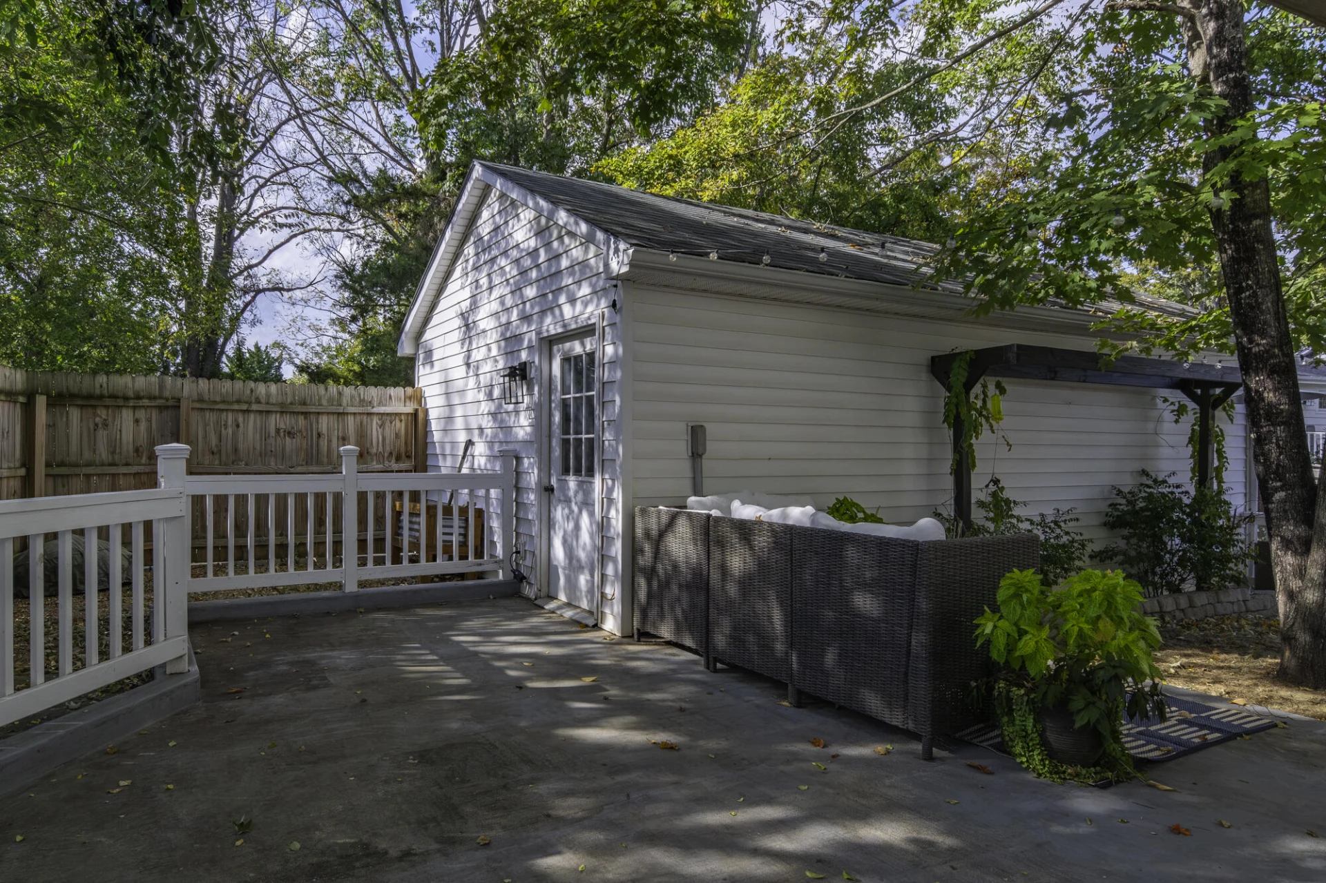 15 WESTSIDE Ct - Photo 48