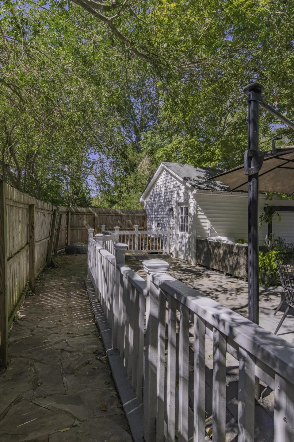 15 WESTSIDE Ct - Photo 49