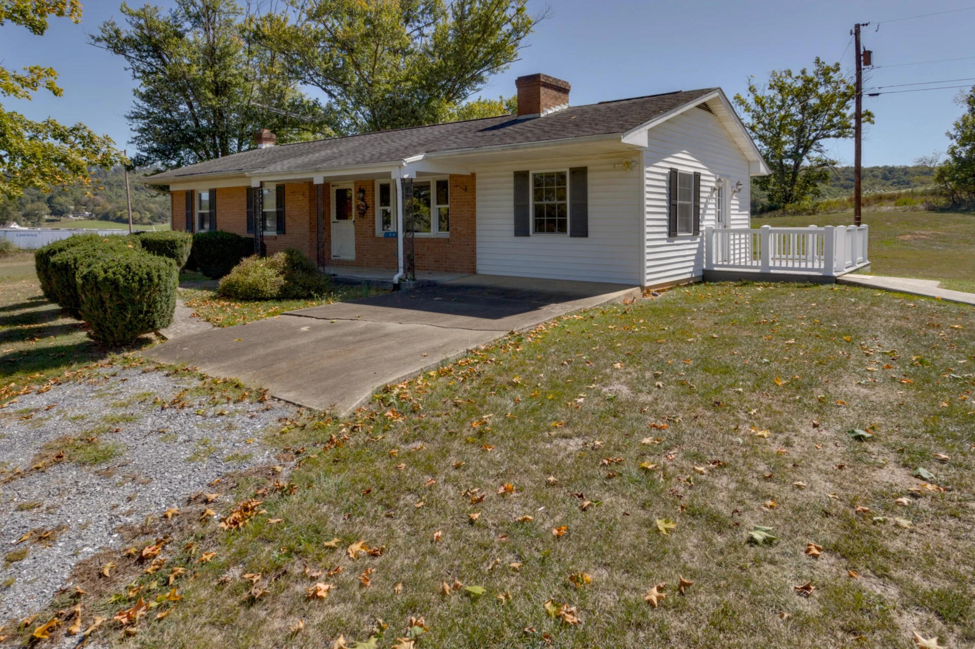 84 Harmony Dr - Photo 2