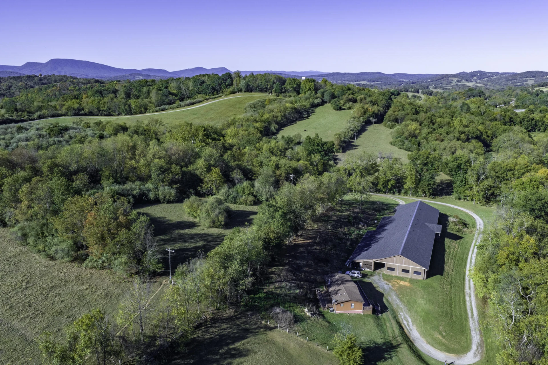 390 Blue Hills Ln - Photo 13