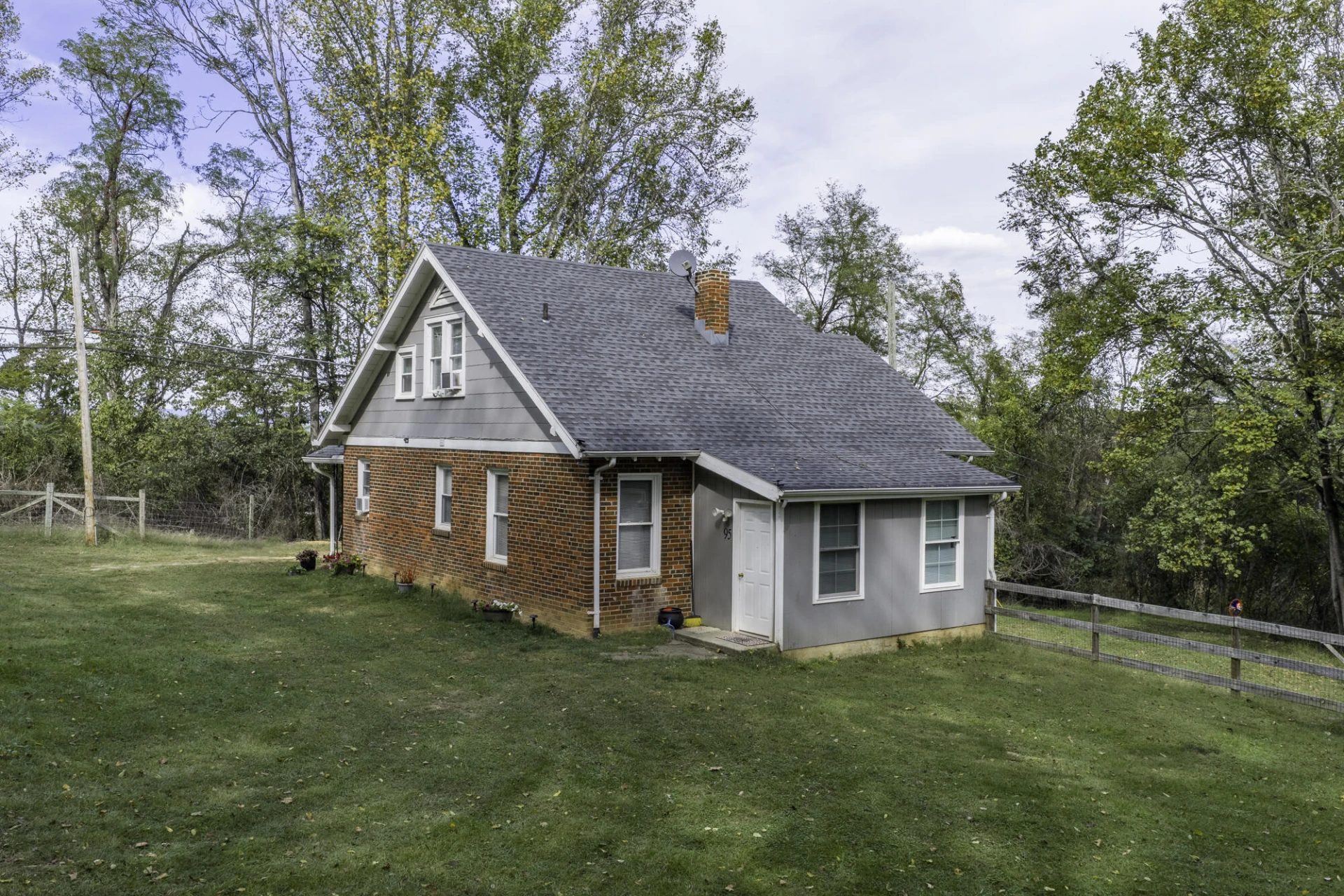 390 Blue Hills Ln - Photo 19