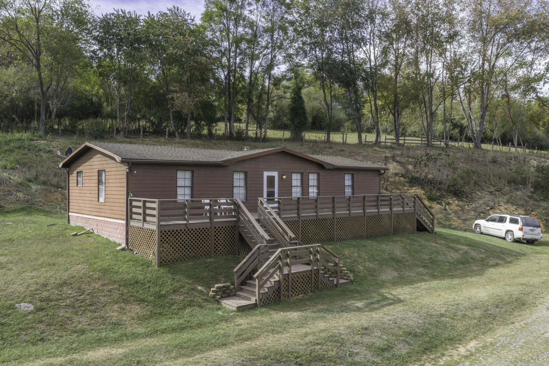 390 Blue Hills Ln - Photo 23