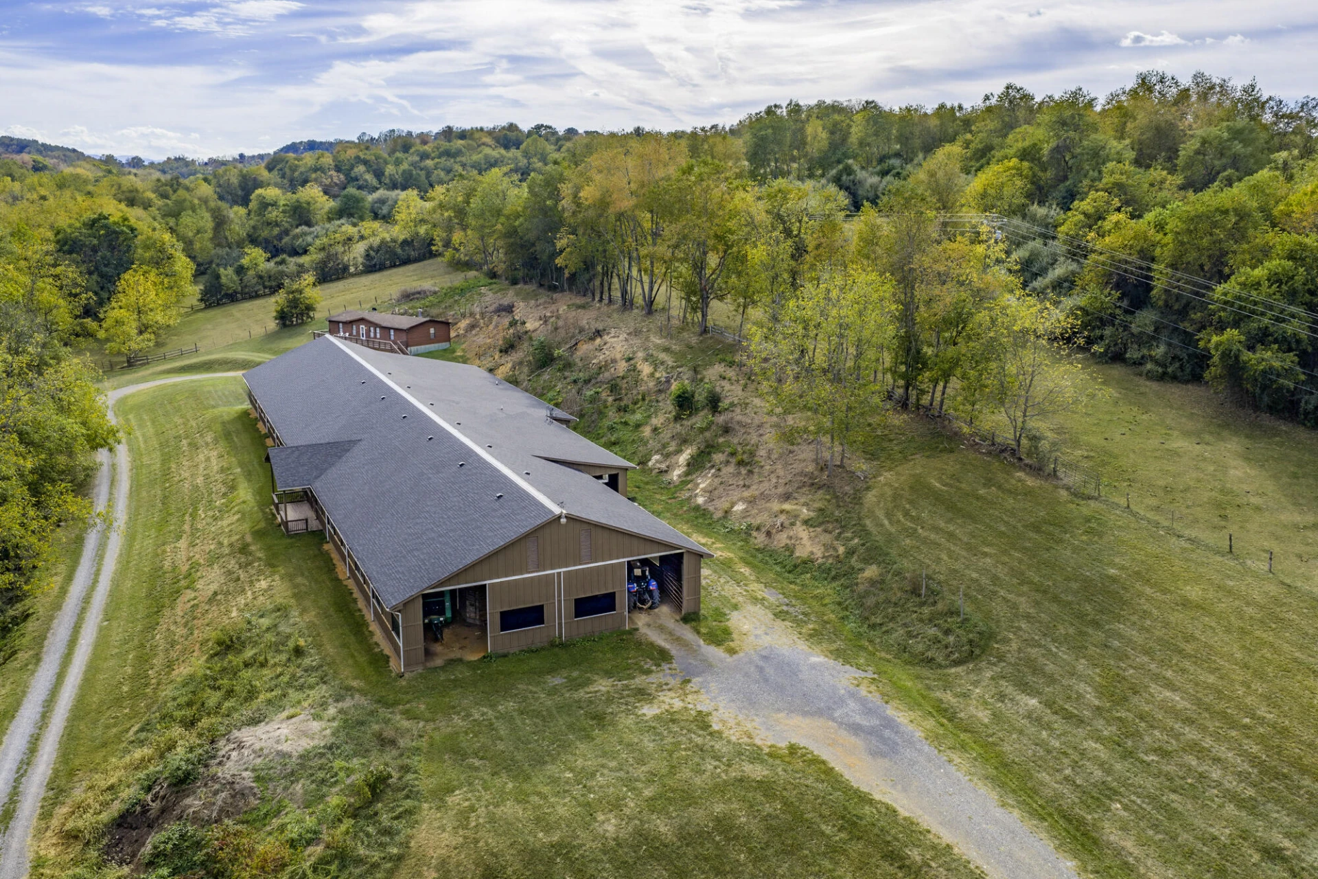 390 Blue Hills Ln - Photo 29