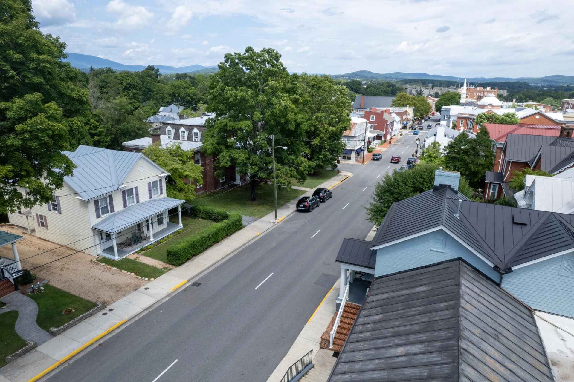 315 S MAIN St - Photo 4