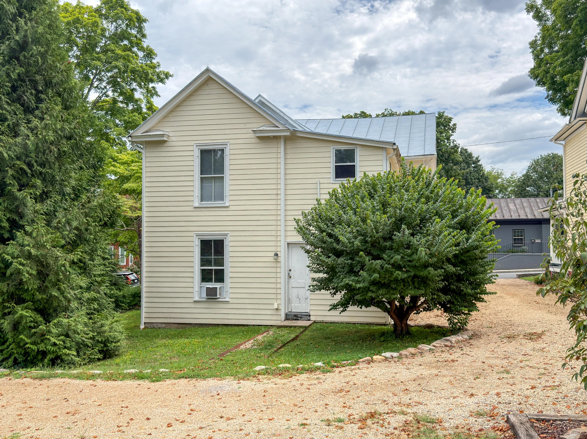 315 S MAIN St - Photo 30