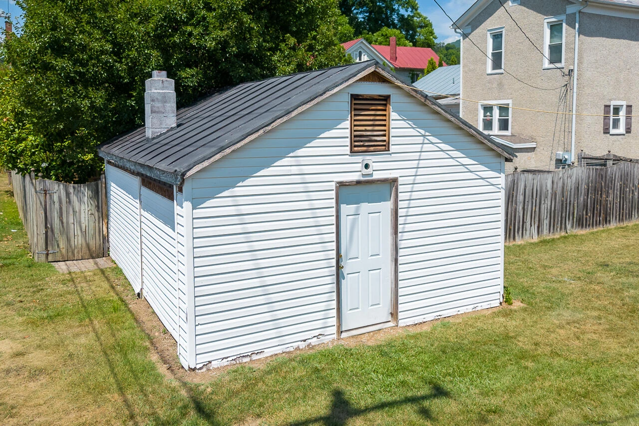2225 CHESTNUT Ave - Photo 15